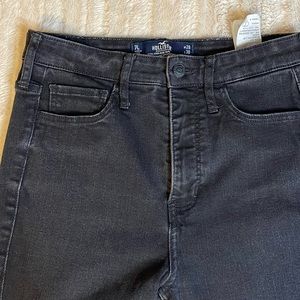 Hollister 7R women’s skinny ultra high rise black jeans
